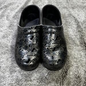 Dansko Nursing Clogs Women's 37